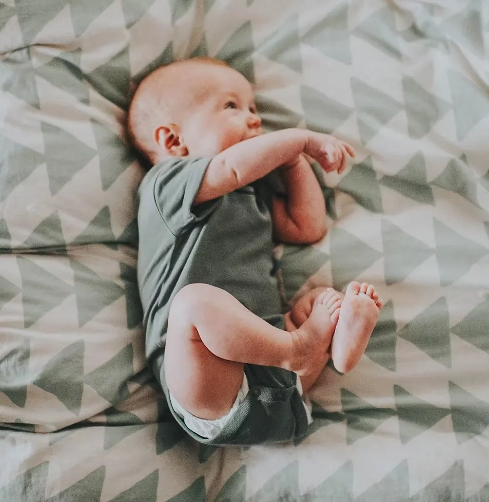 Bébé concerné par un frein de langue